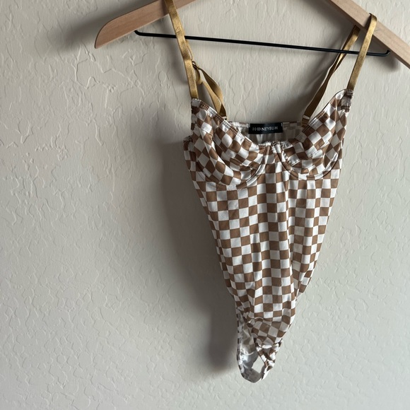 Honeybun Checkered White and Gold Bodysuit - Picture 3 of 4